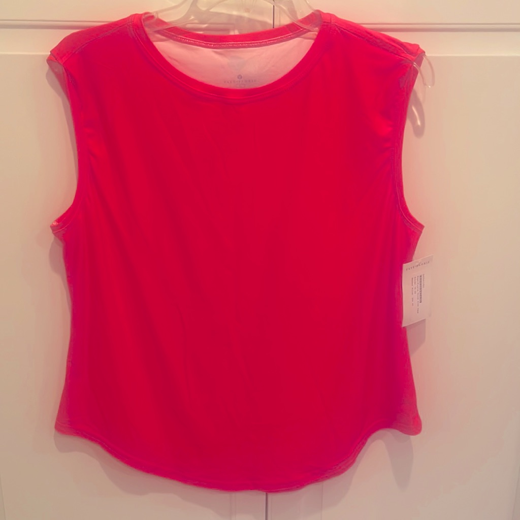 Nwt Faye-Florie Think Pink Tank. Remember To Bundle
